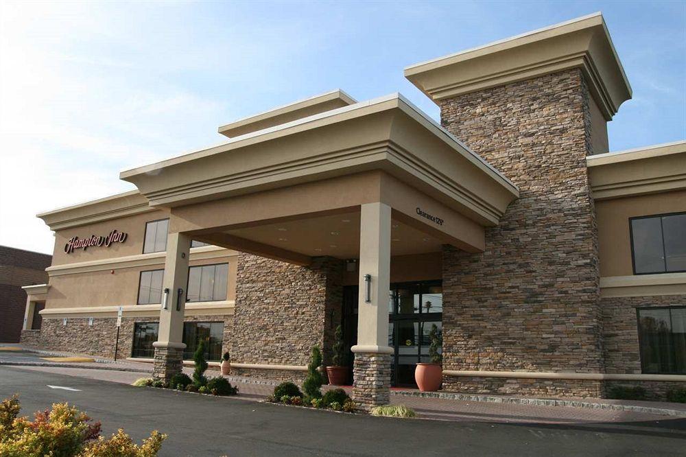 Hampton Inn Jericho - Westbury Exterior foto